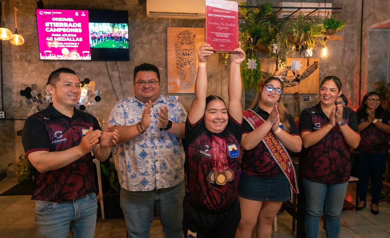 Gobierno municipal reconoce a para atletas cozumeleños su esfuerzo, disciplina y constancia