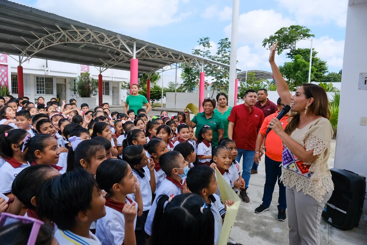 Mara Lezama acepta petición de domo escolar para fortalecer el bienestar del alumnado en la primaria “Matilde Montoya”
