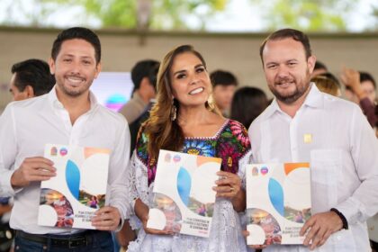 Renán Sánchez Tajonar acompaña a la gobernadora Mara Lezama en la presentación del Plan Estratégico para el Desarrollo Sostenible