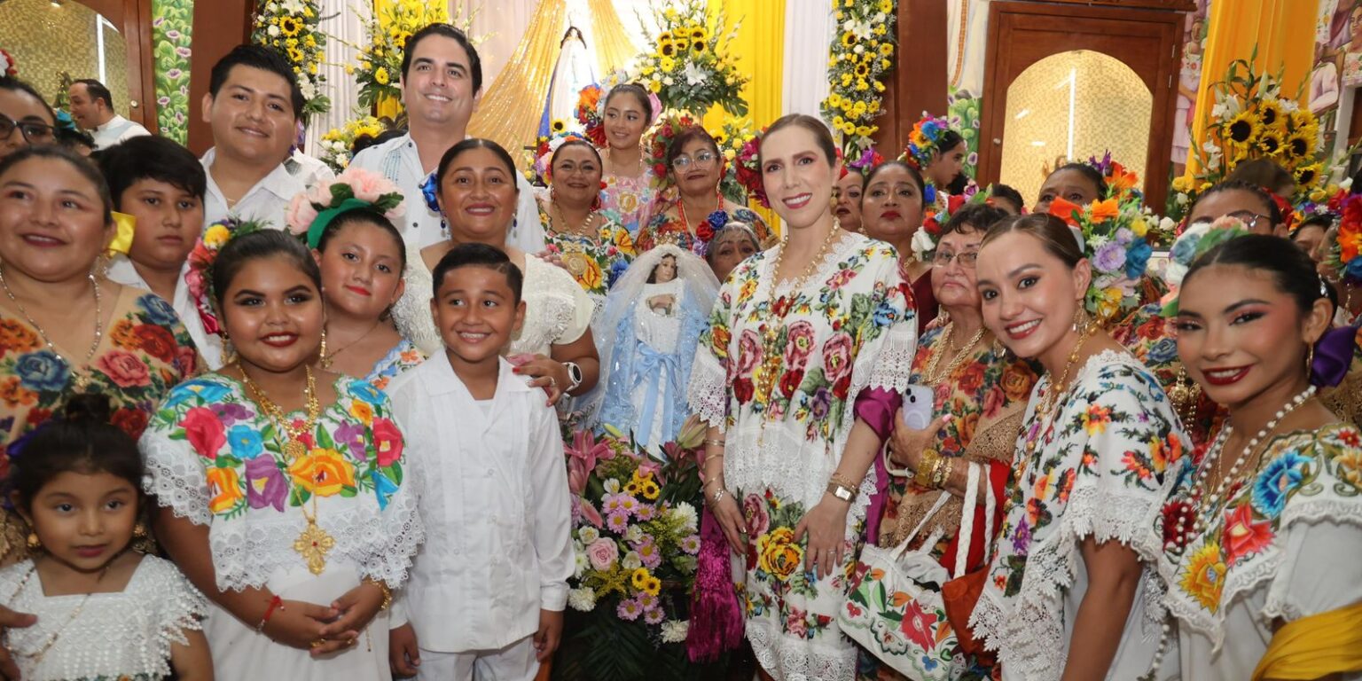 Atenea Gómez Ricalde encabeza la tradicional Vaquería en Honor a la Virgen de la Inmaculada Concepción en Isla Mujeres