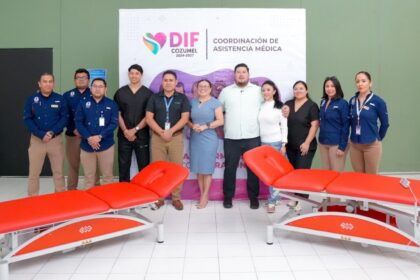 Diana Sosa fortalece los servicios de rehabilitación del DIF Cozumel con camillas eléctricas de alta tecnología