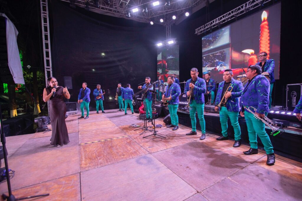 Mary Hernández recibe a lo grande el 2026 junto a las y los Carrilloportenses