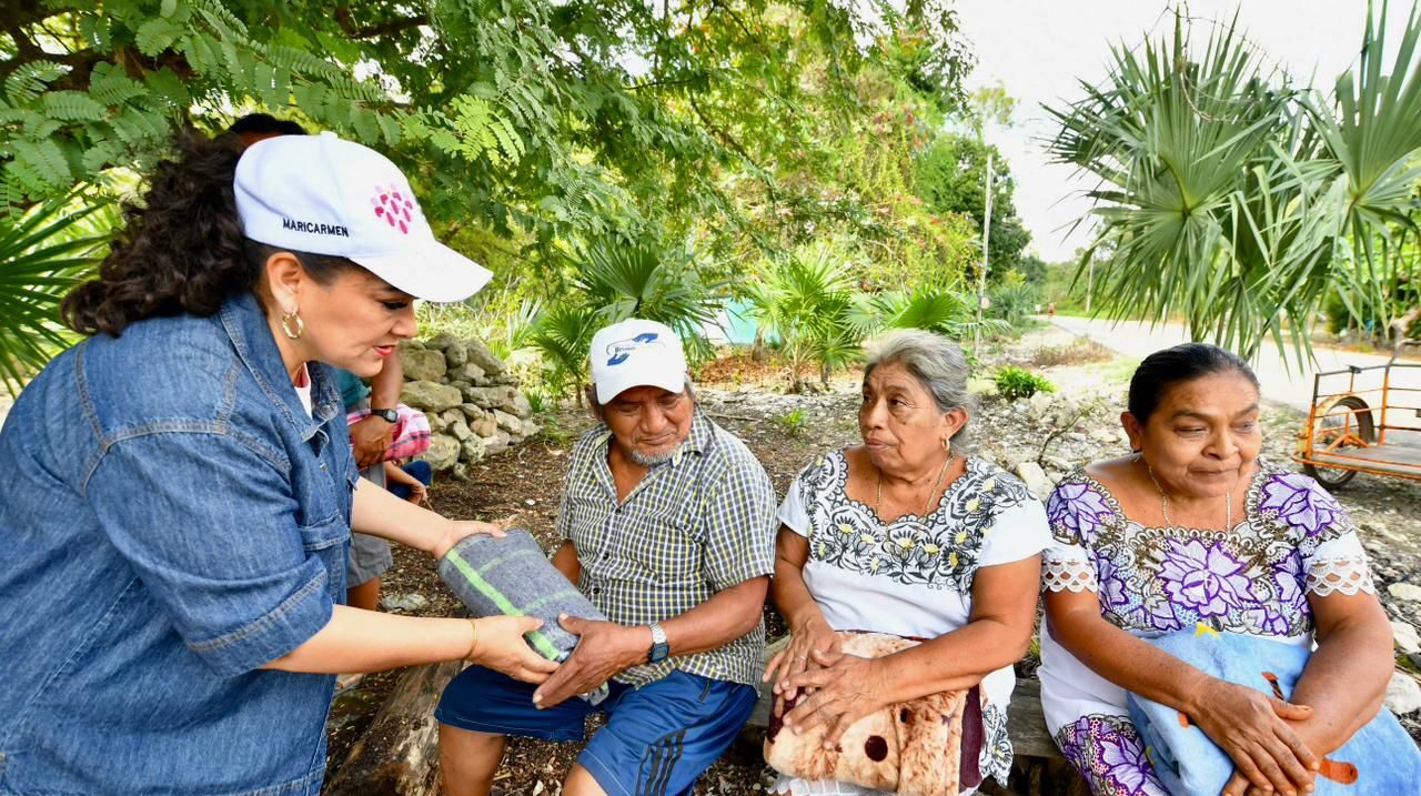 Con el respaldo de la Presidenta Municipal Mary Hernández, DIF fortalece acciones de abrigo y atención social en la zona maya