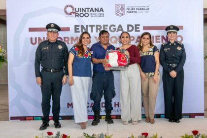 Mary Hernández y Mara Lezama entregan uniformes y equipamiento a Seguridad Pública, Tránsito, Protección Civil, Bomberos, GEAVIG y cuerpo operativo de Ayuntamiento