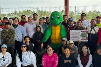 Atenea Gómez Ricalde realiza el primer Limpiatón del 2026 en Isla Mujeres