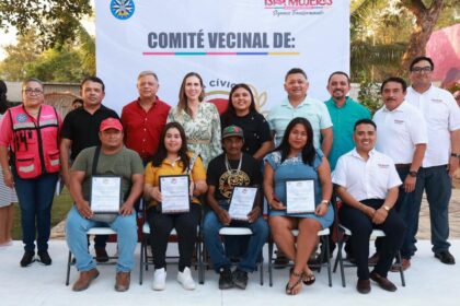 Atenea Gómez Ricalde toma protesta a nuevos Comités de Paz y Justicia en la Zona Continental