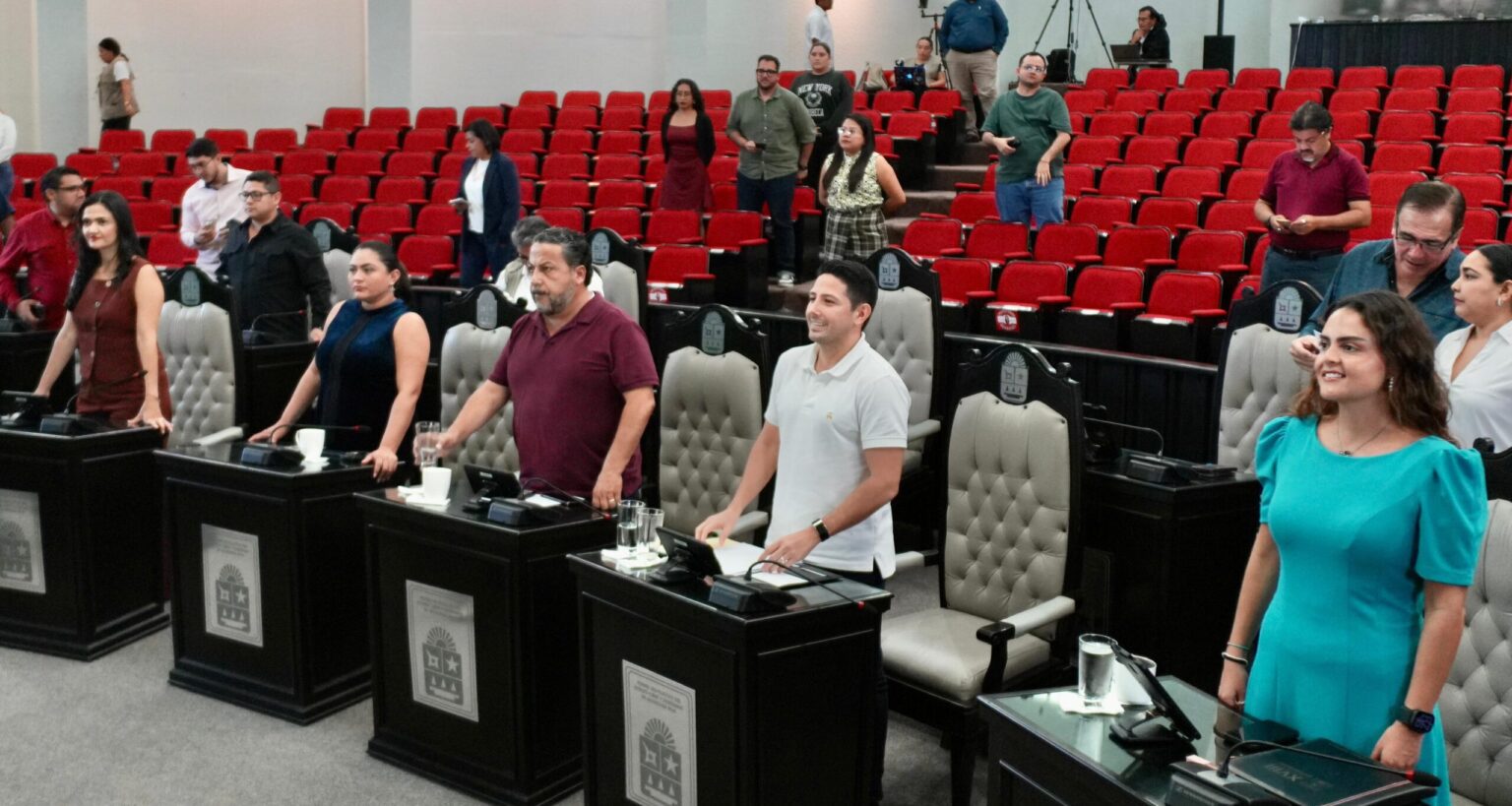 Aprueba Congreso iniciativa de Renán Sánchez Tajonar para endurecer sanciones por delitos ambientales en Quintana Roo