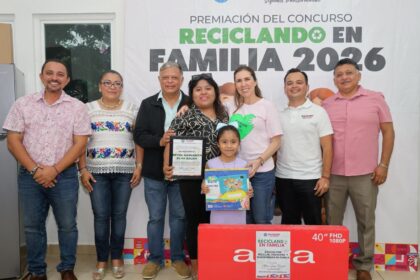 Atenea premia a las familias isleñas comprometodas con el medio ambiente a través del programa “Reciclando en Familia”