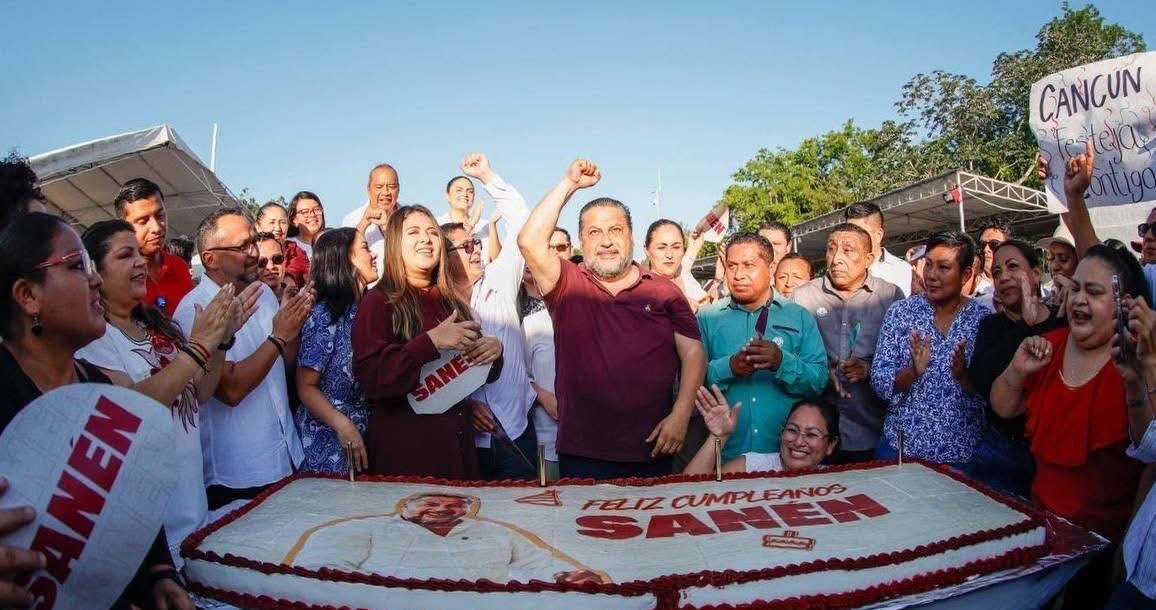 Celebran al Presidente Sanén miles de Cancunenses