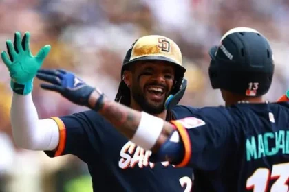 Padres y D-backs llenan el Harp Helú en dos días de fiesta
