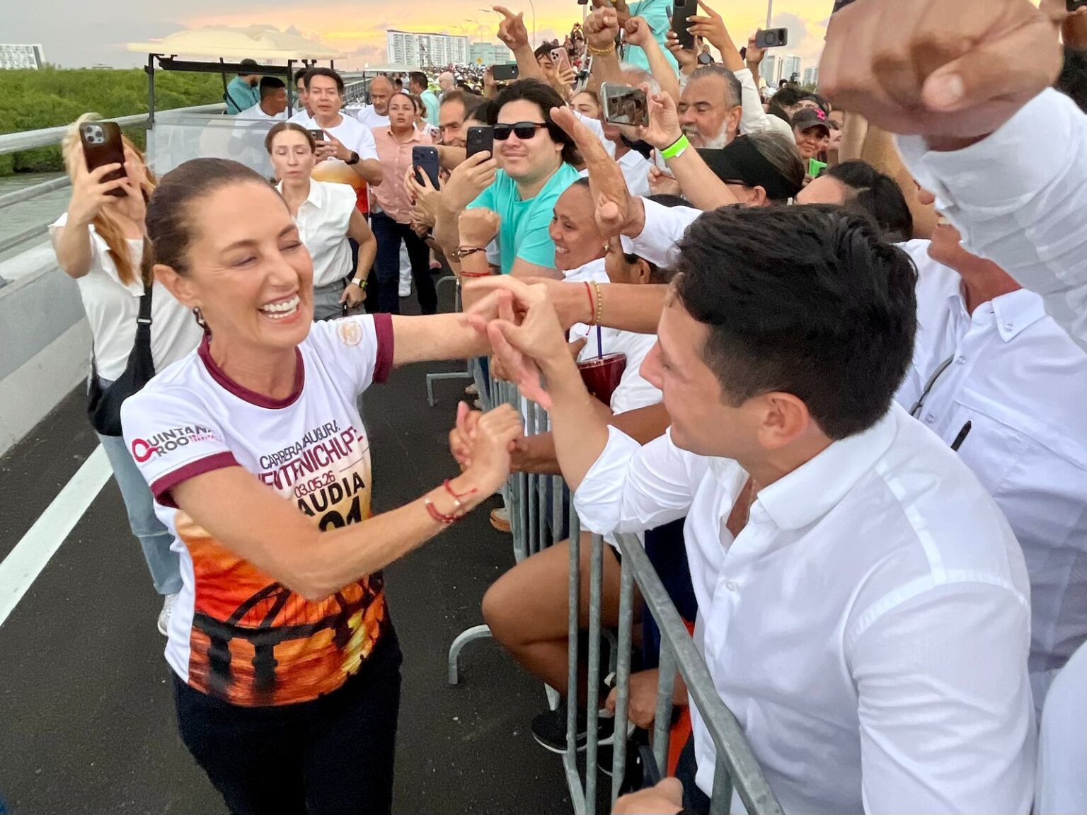 Reconoce Renán Sánchez inauguración del Puente Nichupté como obra histórica para Quintana Roo