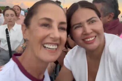Anahí González, acompaña a la presidenta Claudia Sheinbaum en la inauguración del Puente Nichupté