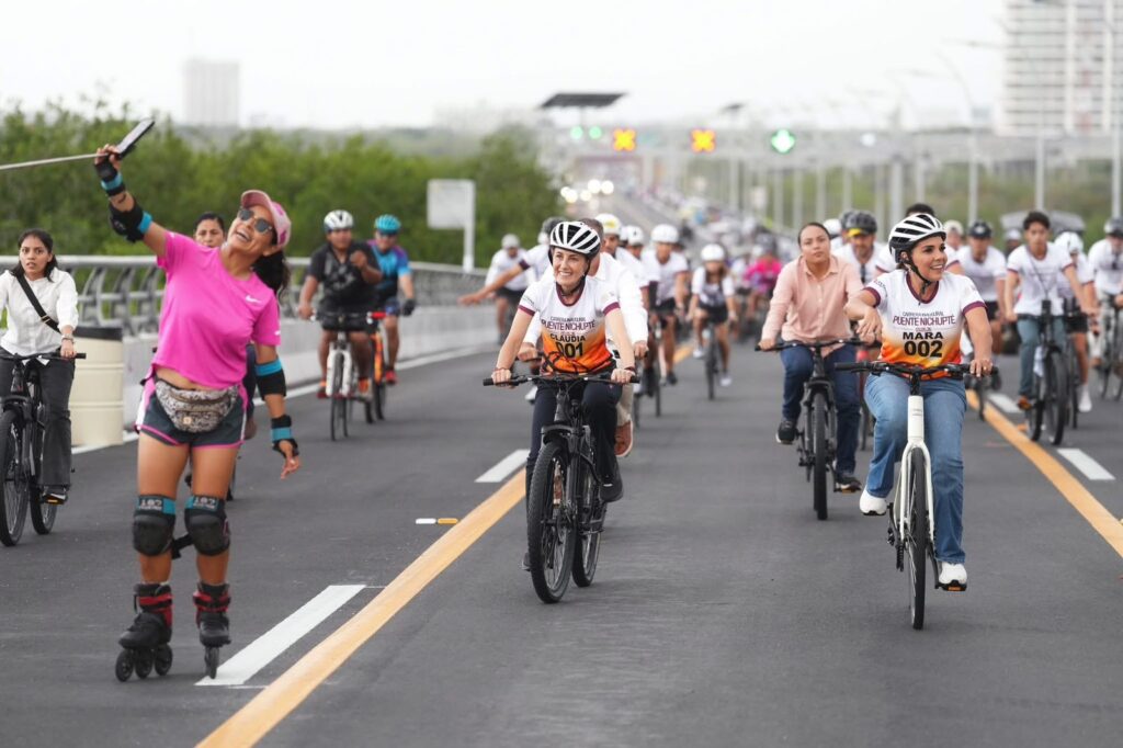Anahí González, acompaña a la presidenta Claudia Sheinbaum en la inauguración del Puente Nichupté