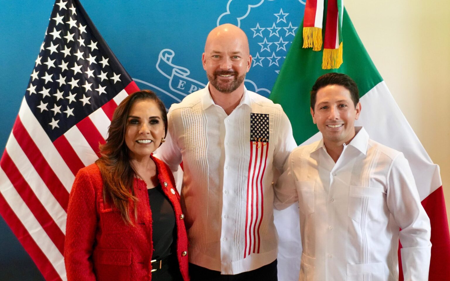 Quintana Roo fortalece sus lazos internacionales: Renán Sánchez Tajonar