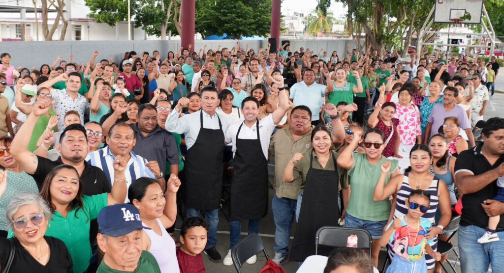Renán Sánchez Tajonar y "Chepe" Contreras fortalecen la cercanía con la gente en Cozumel