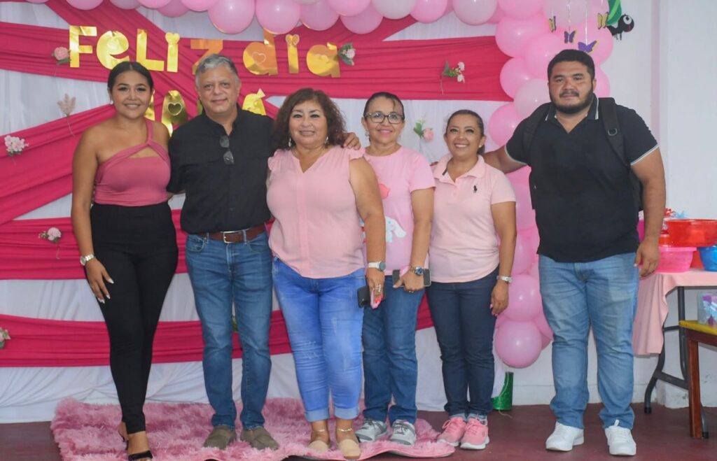 Pepe Aguilar fortalece en territorio la cercanía con las familias de Isla Mujeres