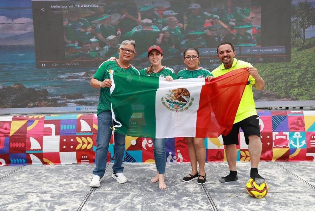 Pepe Aguilar acerca la fiesta mundialista a las familias de Isla Mujeres