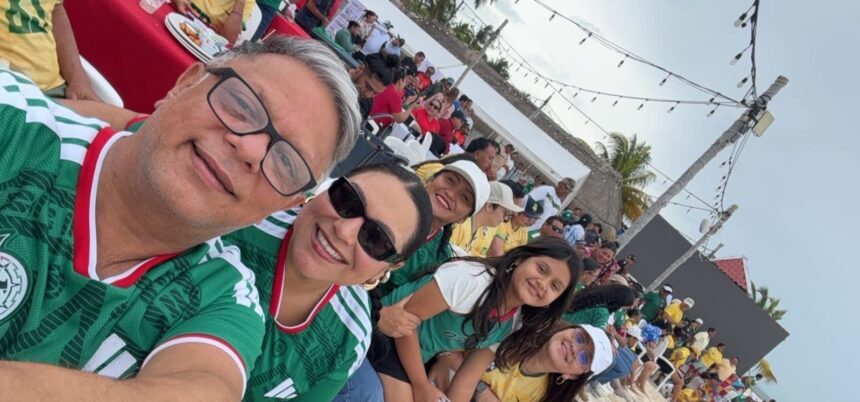 Pepe Aguilar acerca la fiesta mundialista a las familias de Isla Mujeres