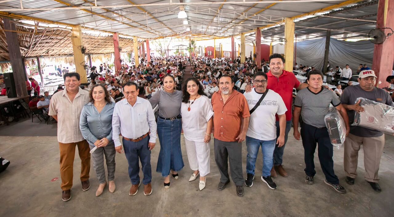 Reconoce Mary Hernández labor de trabajadores municipales en el Día del Burócrata