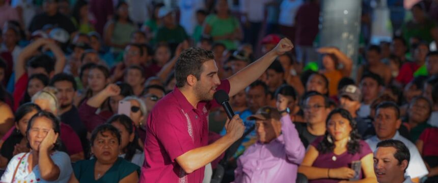 Gino Segura refrenda la unidad de Morena con recorrido y asambleas informativas en Bacalar