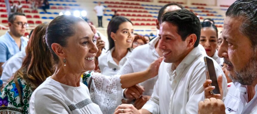 Renán Sánchez Tajonar acompaña a la presidenta Claudia Sheinbaum en su gira por Quintana Roo