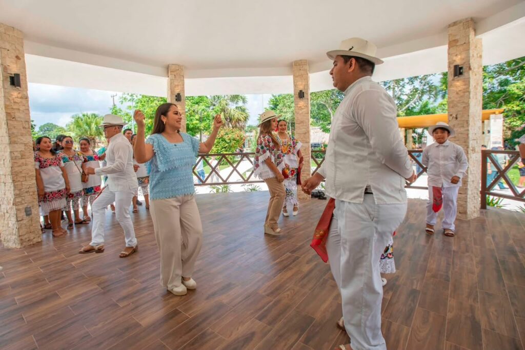 Inauguran Mara Lezama y Mary Hernández el nuevo y emblemático parque de la Alcaldía Señor